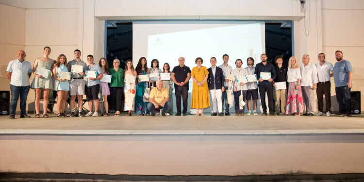 Ολοκληρώθηκαν τα προγράμματα για ομογενείς, απόδημους Ηπειρώτες και το θερινό