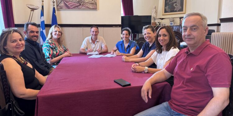 Τρία έργα για στήριξη και κοινωνική ένταξη μεταναστών και προσφύγων