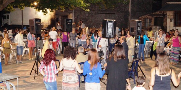 Εκδηλώσεις και παραδοσιακά πανηγύρια στο Ζαγόρι