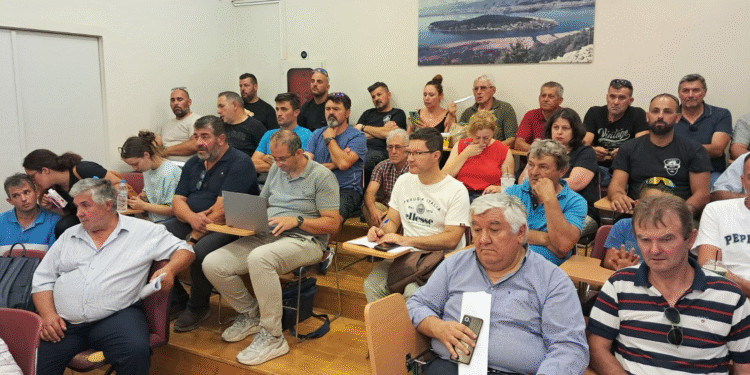 Ζήτησαν νερό, πήραν… ψήφισμα