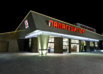 Η αλυσίδα «Παπαγεωργίου» περνά στον “Γαλαξία” 