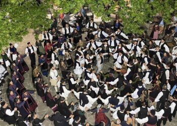 Η παράδοση έφερε κοντά  Τζουμέρκα και  Ζαγόρι