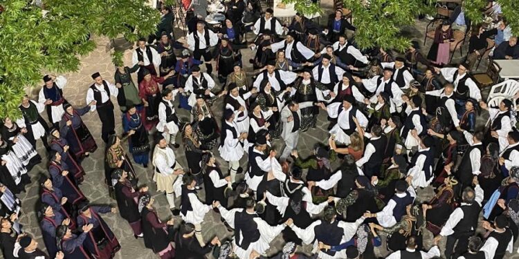 Η παράδοση έφερε κοντά Τζουμέρκα και Ζαγόρι