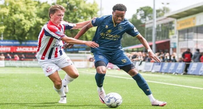 Κλεισμένος και ο Ροζάριο της Εξέλσιορ από τον ΠΑΣ Γιάννινα