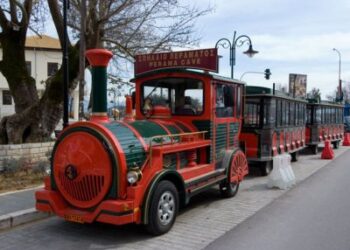 Τα Γιάννενα θα αποκτήσουν τουριστικό τρενάκι