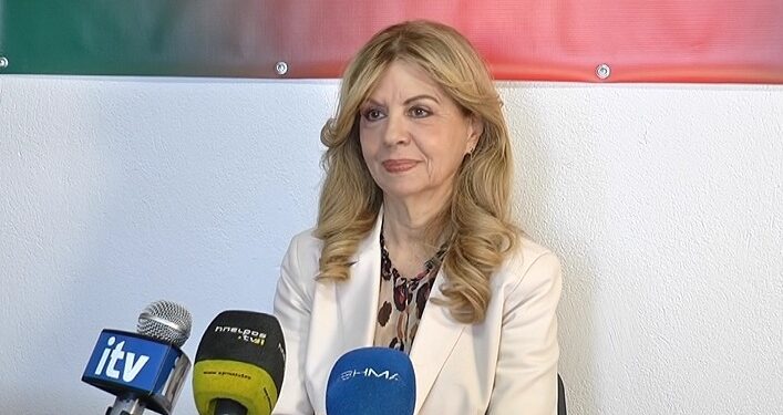 Κριτική από τη Μ. Τζούφη για κενά και υποδομές στα σχολεία