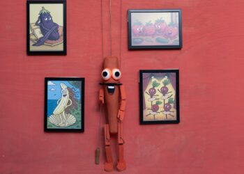 “Τα κάναμε σαλάτα”  από το Κουκλοθέατρο “Αντράλα”