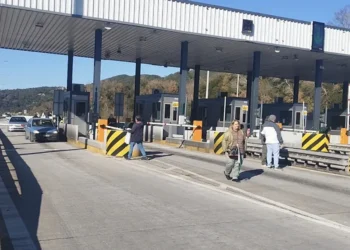 Από τα μπλόκα στα διόδια ο αγώνας των αγροτών