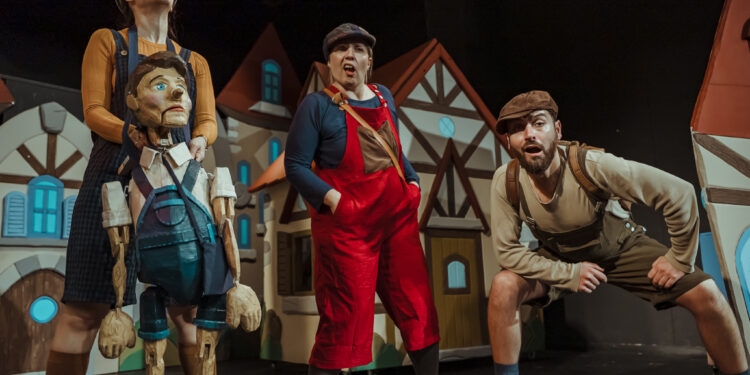 Αυλαία για το 2025 με “Πινόκιο” στο θέατρο “Κύκλος”