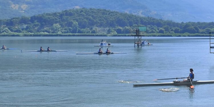 Καταγγελία για  “κόψιμο” παιδιών από την κωπηλασία  και η απάντηση του ΝΟΙ
