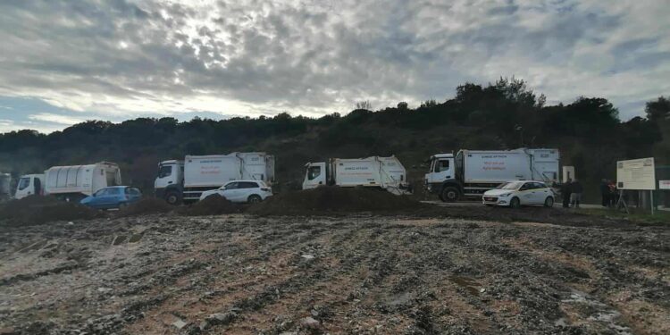 “Μπλόκο” στα απόβλητα στον  ΧΥΤΥ Βλαχέρνας