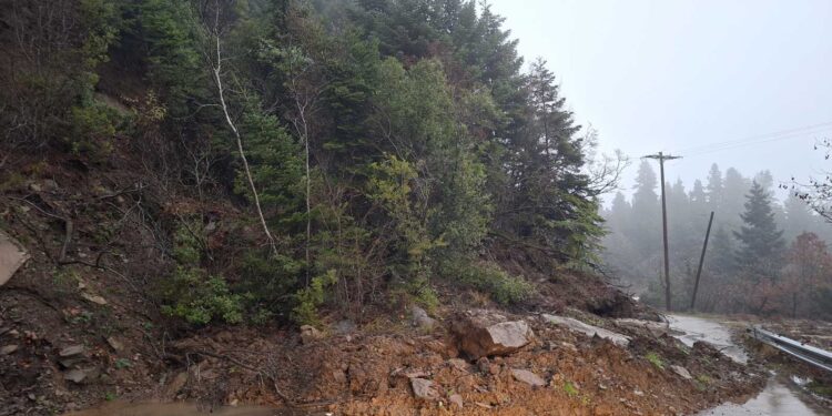 Νέες “πληγές” από την έντονη βροχόπτωση