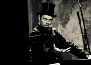  «Πουαβρόν – Οι τρεις άθλιοι του Ηρακλή» με τον  Tenorman