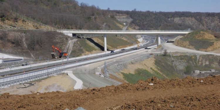 Προς ολοκλήρωση το τελευταίο τμήμα του Ε65