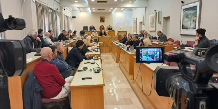 Αντί κάλυψης κενών σε προσωπικό, αναθέσεις…