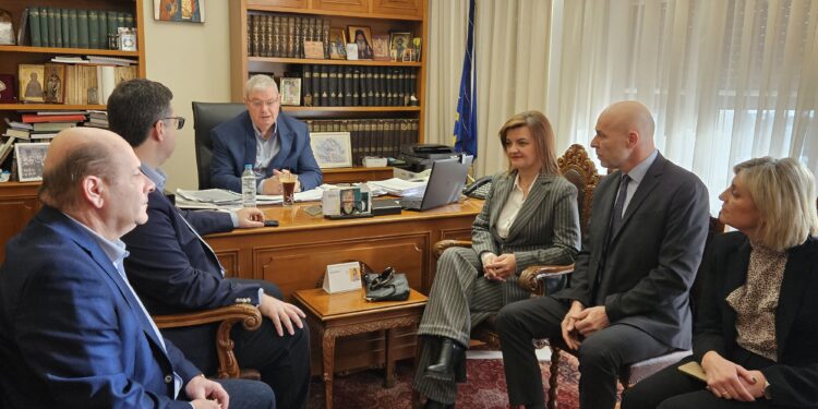 Βελισσάριο, Π.Δ. Λίμνης και οδικοί άξονες