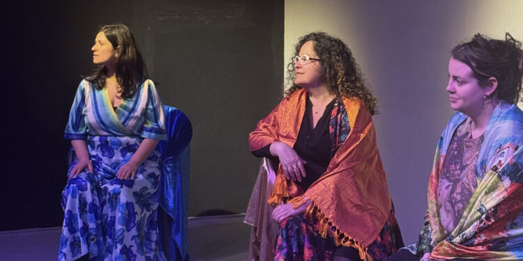 «Γυναίκες που μιλούν ~ Σιωπές που τραγουδούν»