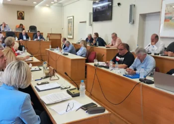 Κριτική στον απολογισμό με έμφαση στο ΑΕΠ