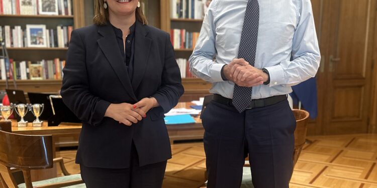 Υποδομές, ανάπτυξη και τοπική οικονομία τα ζητήματα που έθεσε στον Πρωθυπουργό η Μαρία Κεφάλα