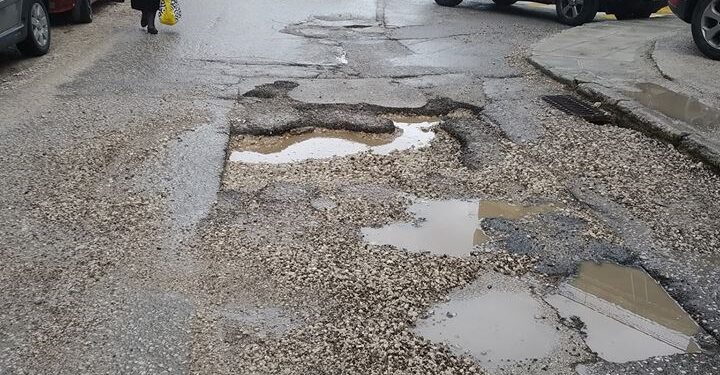Στη… μάχη της λακκούβας με 223.000 ευρώ ο Δήμος