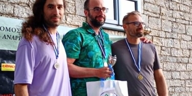 Πανελληνιονίκης στην Αναρρίχηση Βράχου ο Γιούνης ,«ασημένιοι» ο Γερόλυμπος και η Κάτσιου