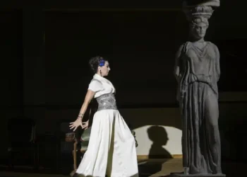 “Η Καρυάτιδα” του Γ. Καπουτζίδη την Παρασκευή στα Γιάννενα