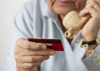 Χάθηκαν 300.000 ευρώ, βρέθηκαν  οι 65.000