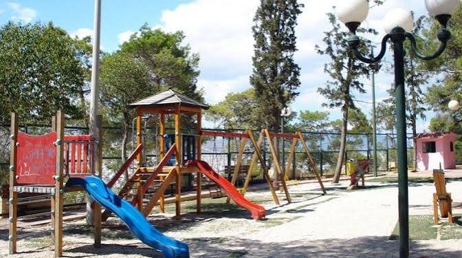 Συντήρηση όλων των παιδικών χαρών με έργο που προωθεί ο Δήμος