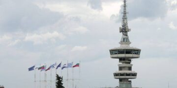 ΤΟΠΙΚΟ ΠΑΣΟΚ ΚΑΙ Γ.ΑΜΥΡΑΣ: Αντιπαράθεση με   “πολλά σε λίγους” και “Τσοβόλα, δώστα όλα”