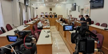 Στην…αντεπίθεση μετά την αποβολή ο Λ. Γεωργόπουλος
