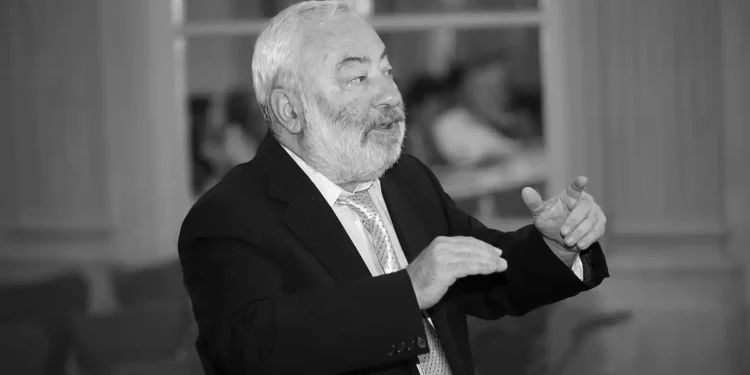 “Έφυγε” από τη ζωή  ο μαέστρος Βαλεντίν Στεφάνοφ