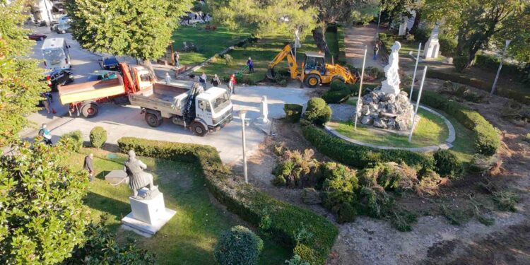 Ο Δήμος φροντίζει και αναδεικνύει το πράσινο
