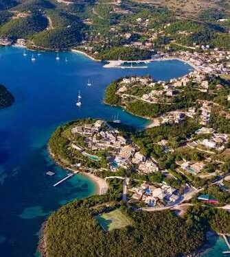 Άνοδος στα καταλύματα, απώλειες στην εστίαση για τον τουρισμό στην Ήπειρο