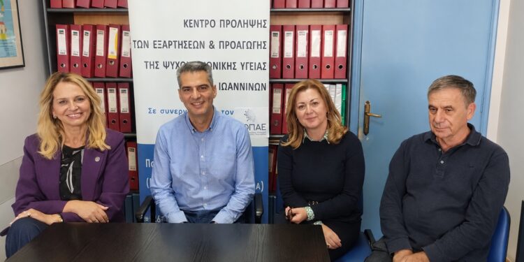 “Ακούγοντας τα παιδιά και τους εφήβους” με ιδιαίτερο κάλεσμα στους πατέρες