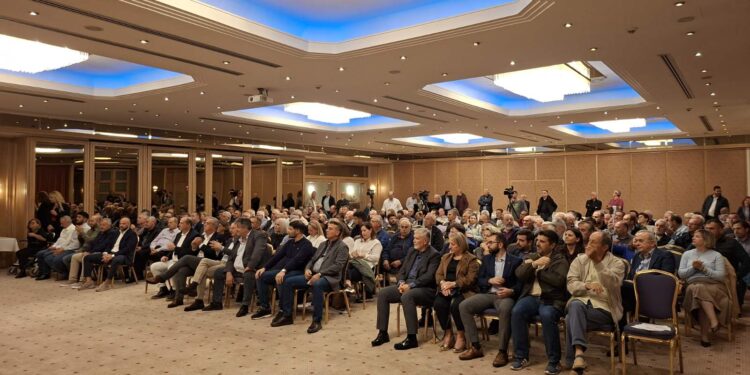 Γ. Μανιάτης : « Το ΠΑΣΟΚ διεκδικεί την πρωτιά έστω με μία ψήφο-Ο κύριος Τσίπρας θα είναι τρίτος»