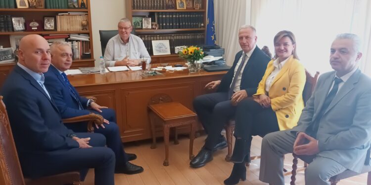 Οι υφυπουργοί Ανάπτυξης συναντήθηκαν με τον Περιφερειάρχη
